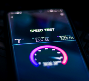 A mobile screen displays an application running a network speed test.